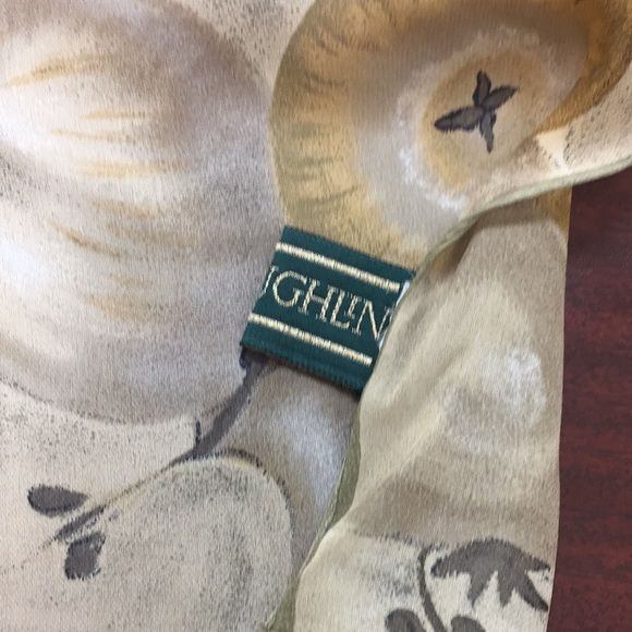 Silk McLaughlin scarf - Picture 3 of 3